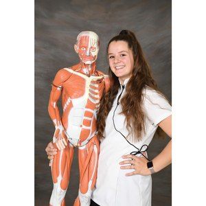 Meet your Posher, Vicky